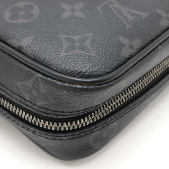 LOUIS VUITTON Black Monogram Pouch - Picture 4 of 8